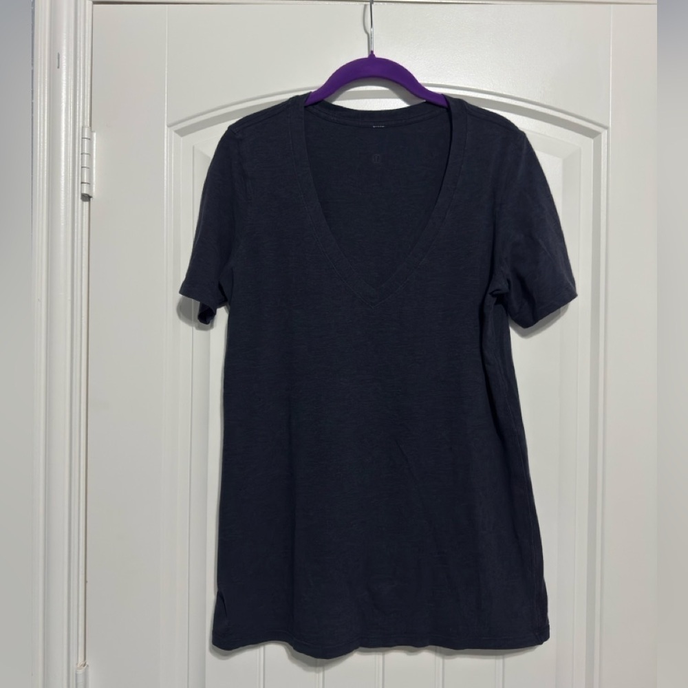 Lululemon Love Tee IV in Mini Stripe Heathered Inkwell Black